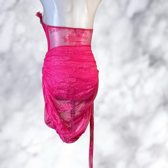 PrettyLittleThing Hot Pink Lace Detail Corset Bandeau Mini Dress - Picture 11 of 12